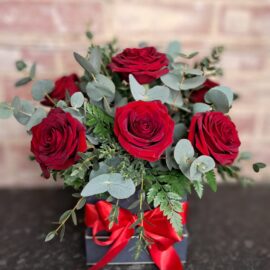 6 Red Roses Hatbox